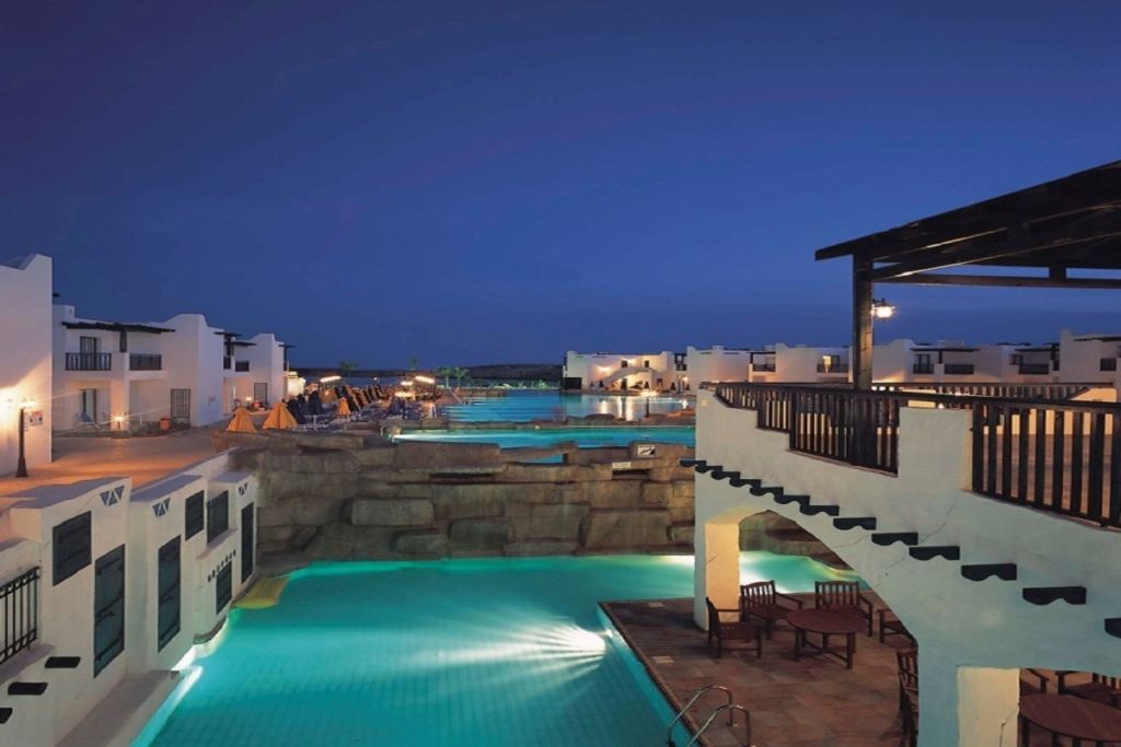 Marismare Apartments Agia Napa Buitenkant foto