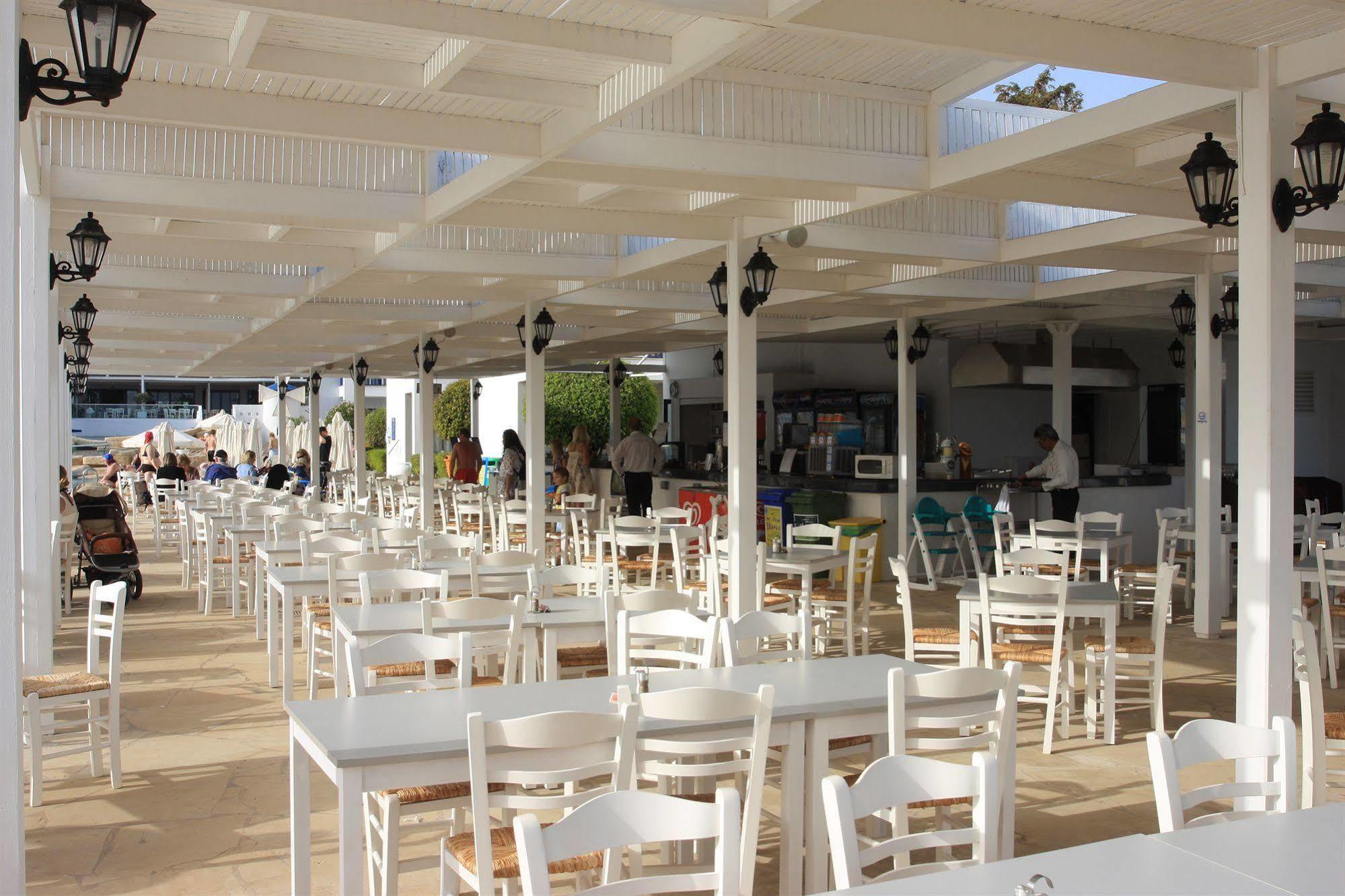 Marismare Apartments Agia Napa Restaurant foto